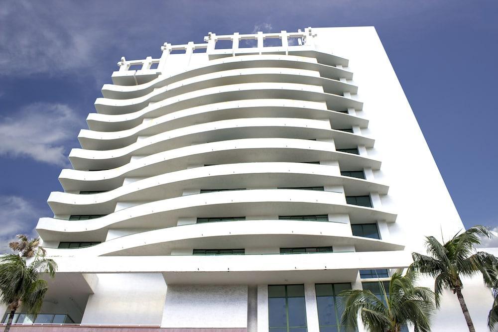 Отель The Casablanca On The Ocean West Tower Майами-Бич Экстерьер фото